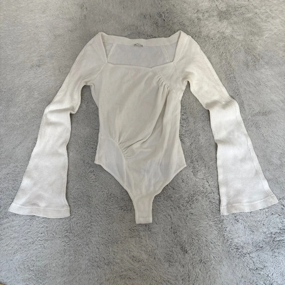 Free People Intimately Free On A Cloud Bodysuit Bell Slv Romantic Cozy Lounge‎ L